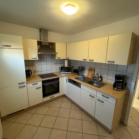 Gorch-fock-strasse 2, 25764 公寓 *